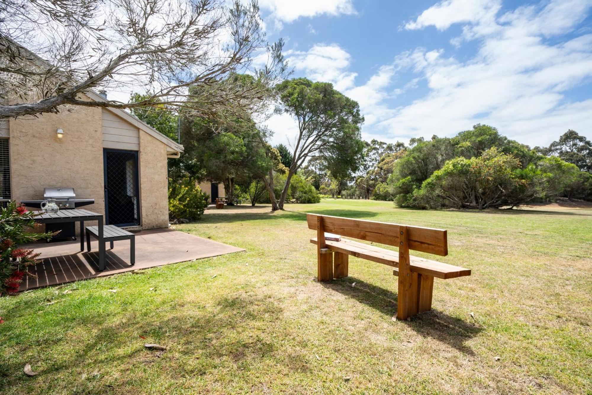 Bells Beach Cottages Bellbrae Extérieur photo