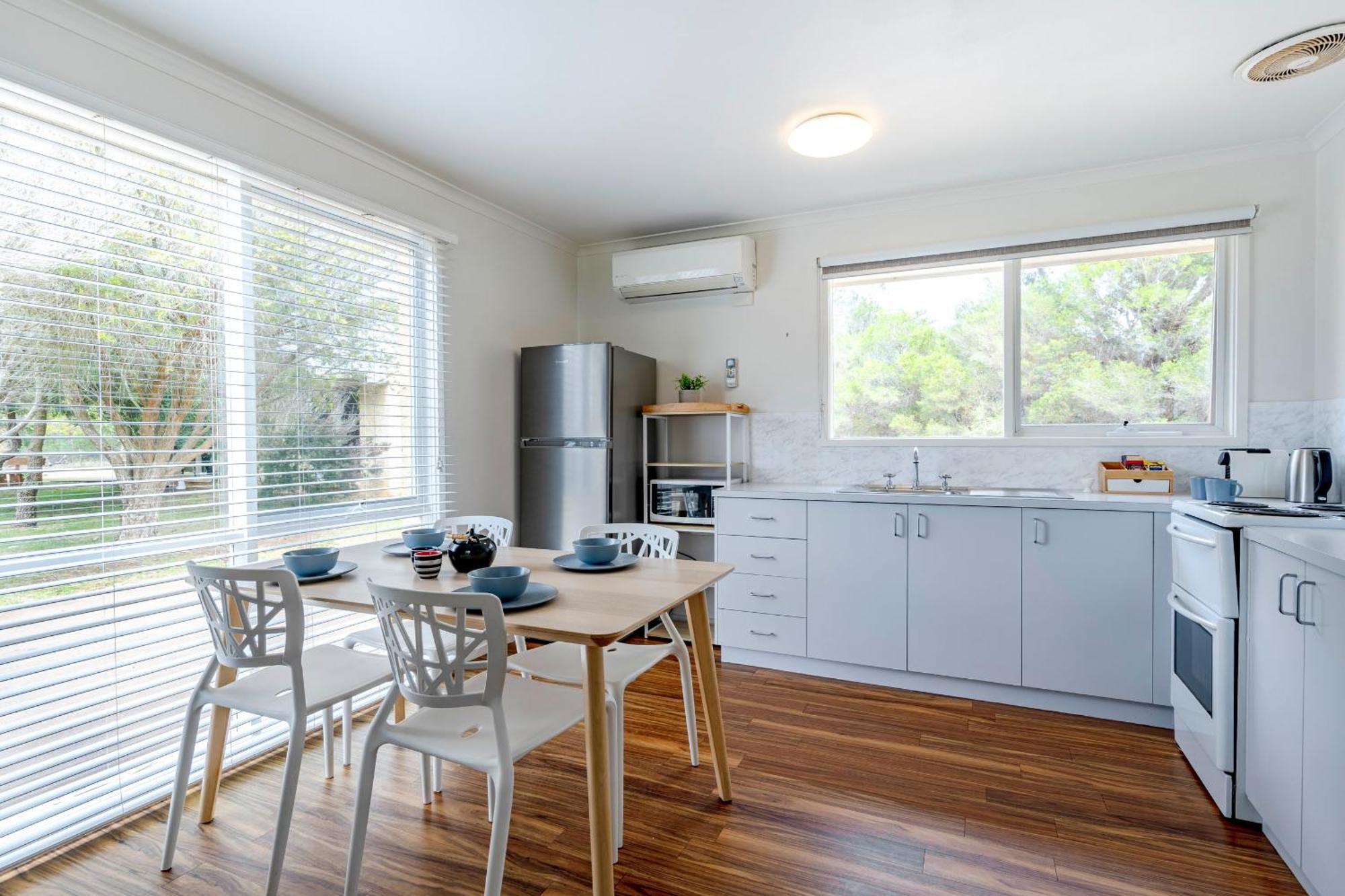 Bells Beach Cottages Bellbrae Extérieur photo